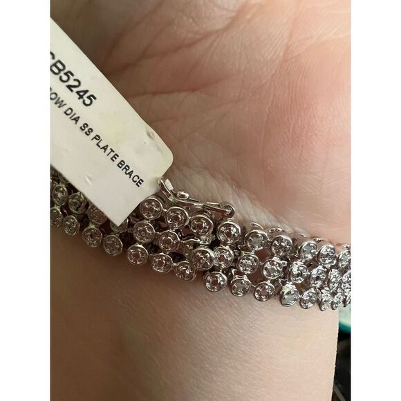 Victoria Townsend Fine Silver Plated 1/2ct Genuine Rose Cut Diamond Bracelet - Picture 4 of 9